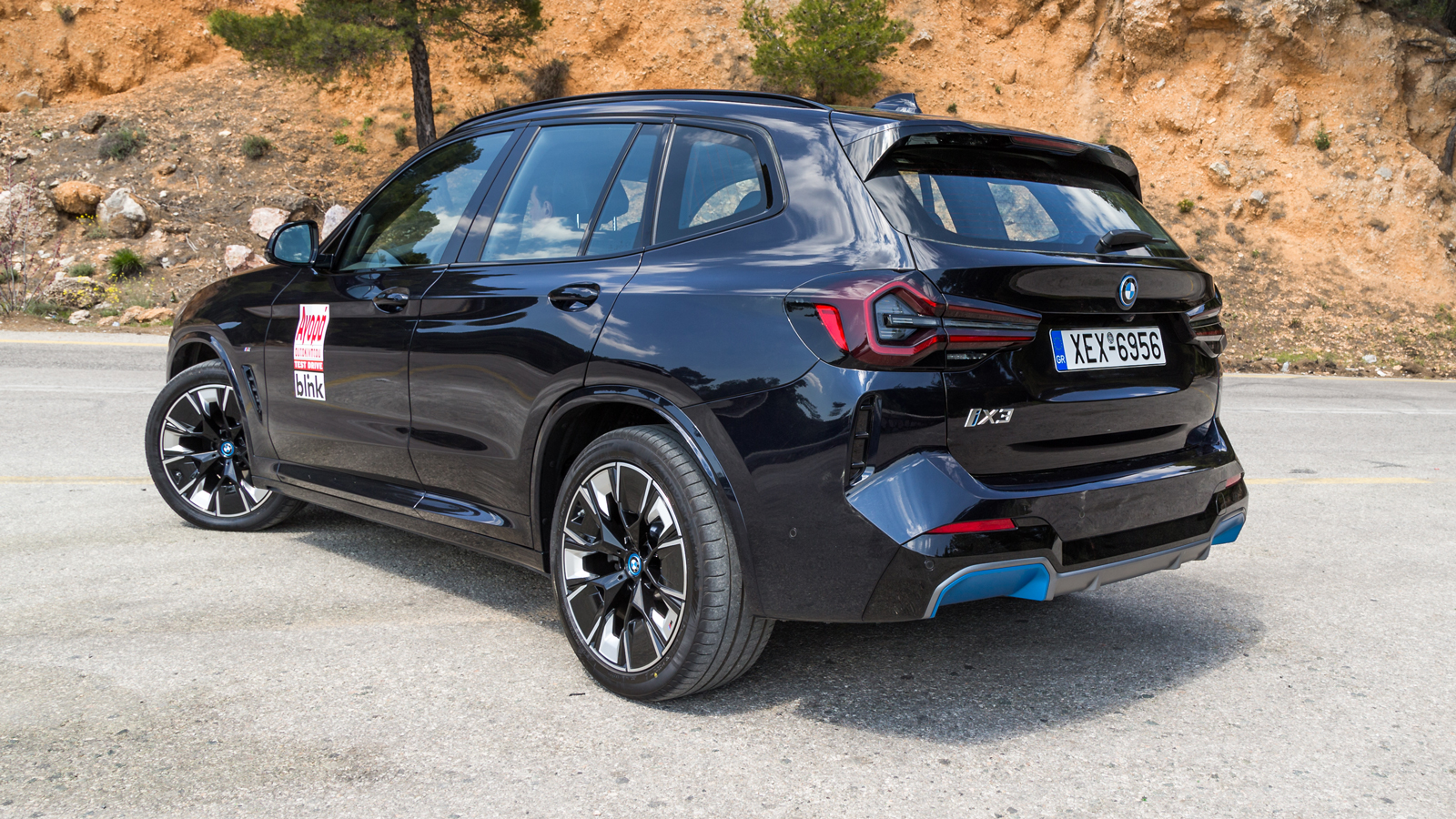 BMW iX3: Ηλεκτρική πολυτέλεια με 350 χλμ πραγματική αυτονομία 